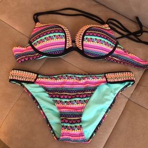 Shade and Shore embellished bikini set
